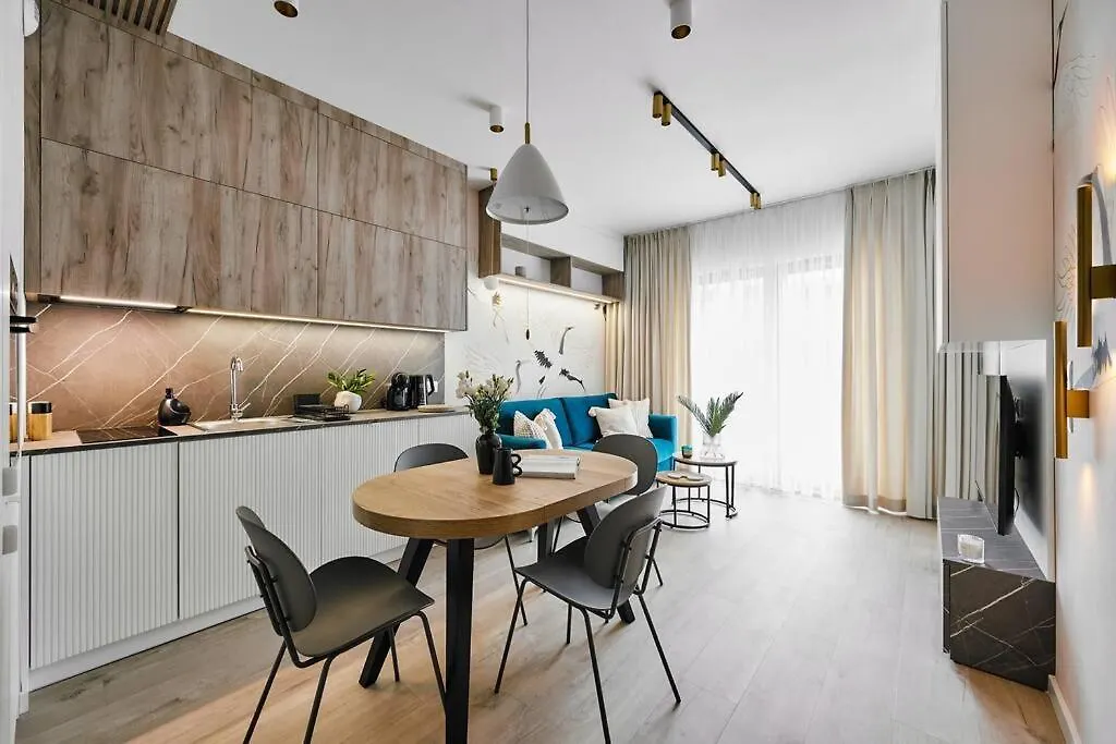 Golden Dreams Luxury Apartments 103-1